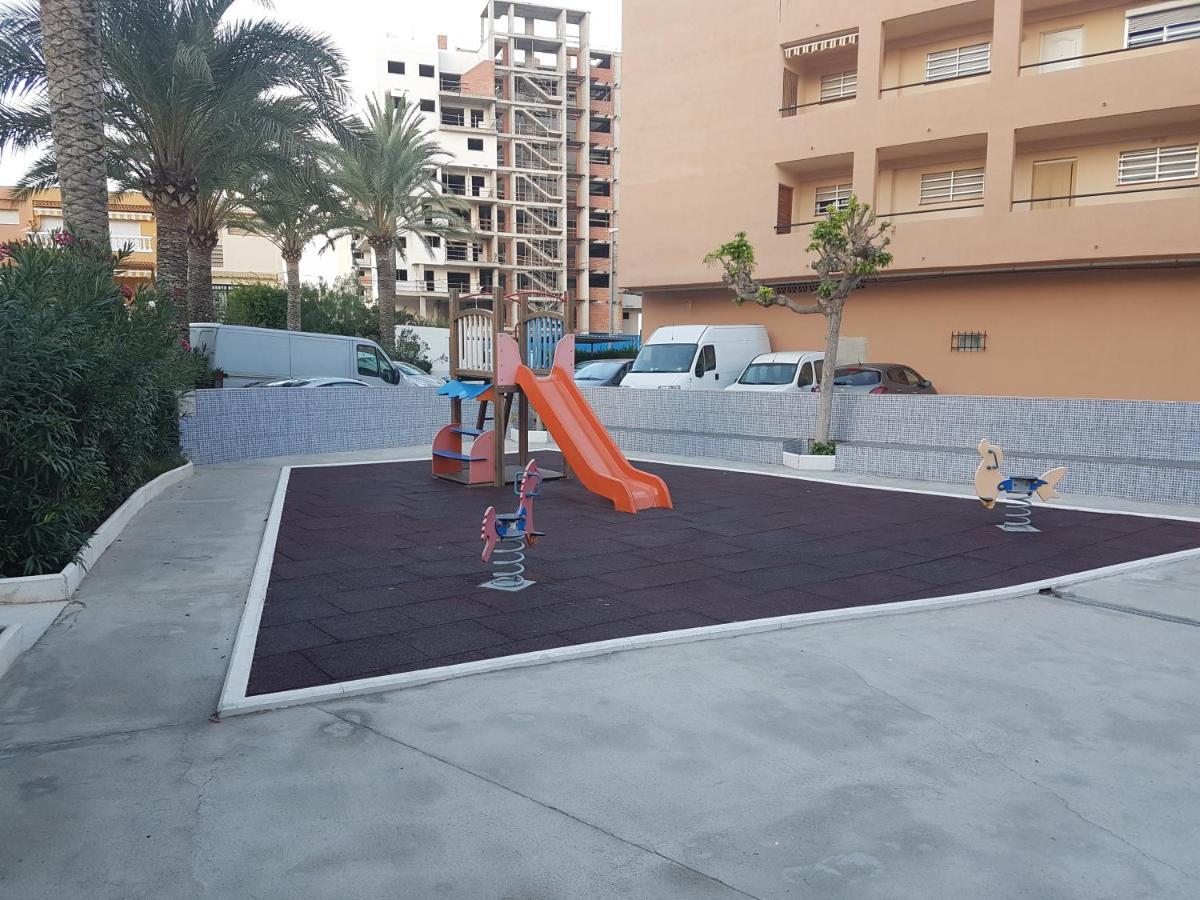 Apartamento Barbacoa, Piscina Y Playa Puebla de Farnals Εξωτερικό φωτογραφία